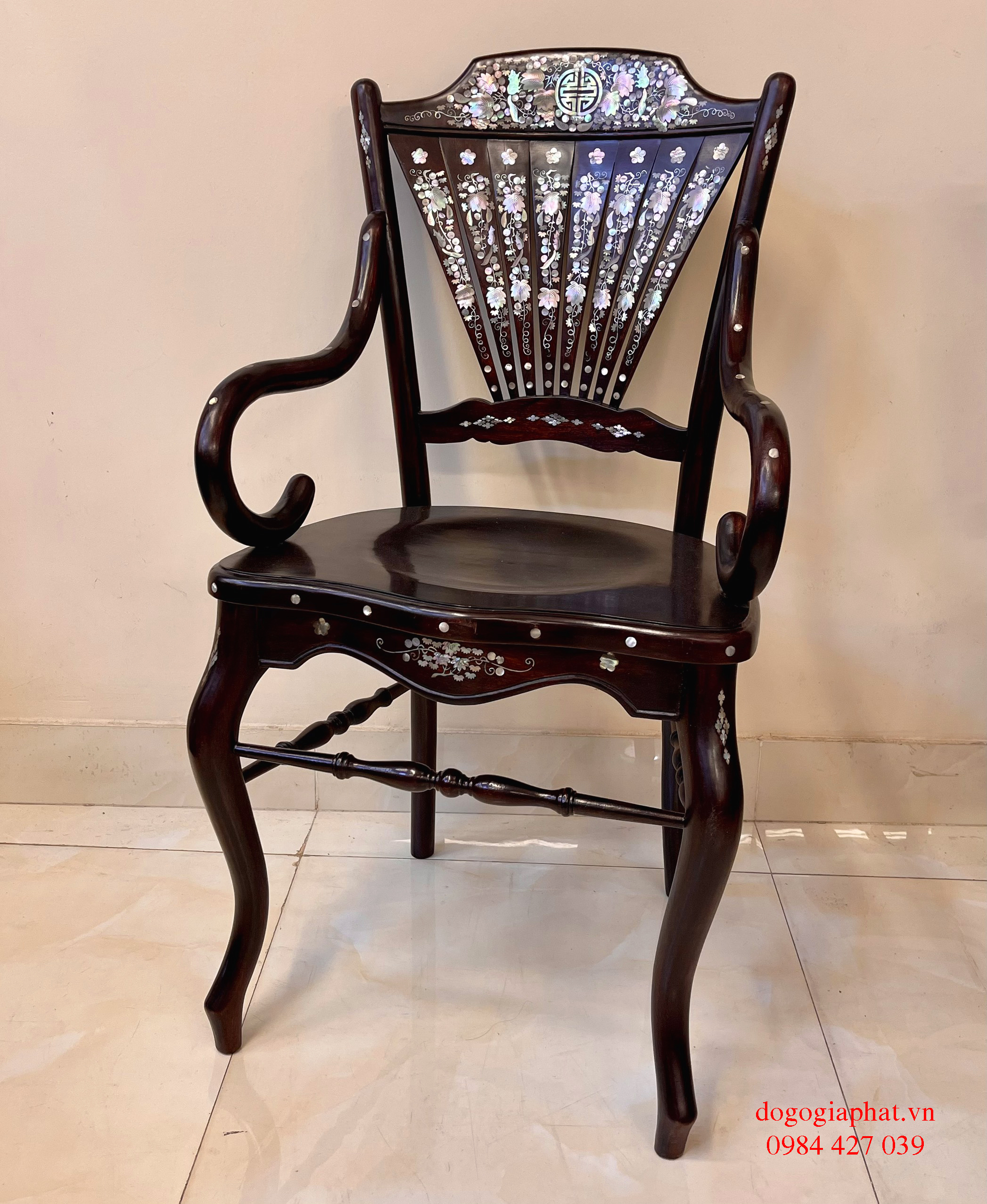 ghế rẻ quạt