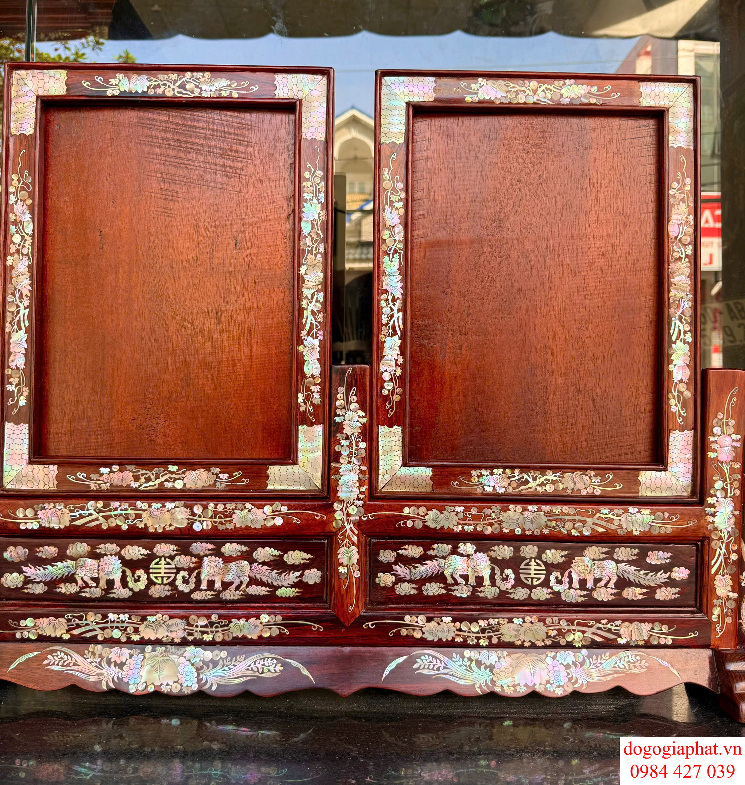 khung ảnh thờ gỗ cẩm lai