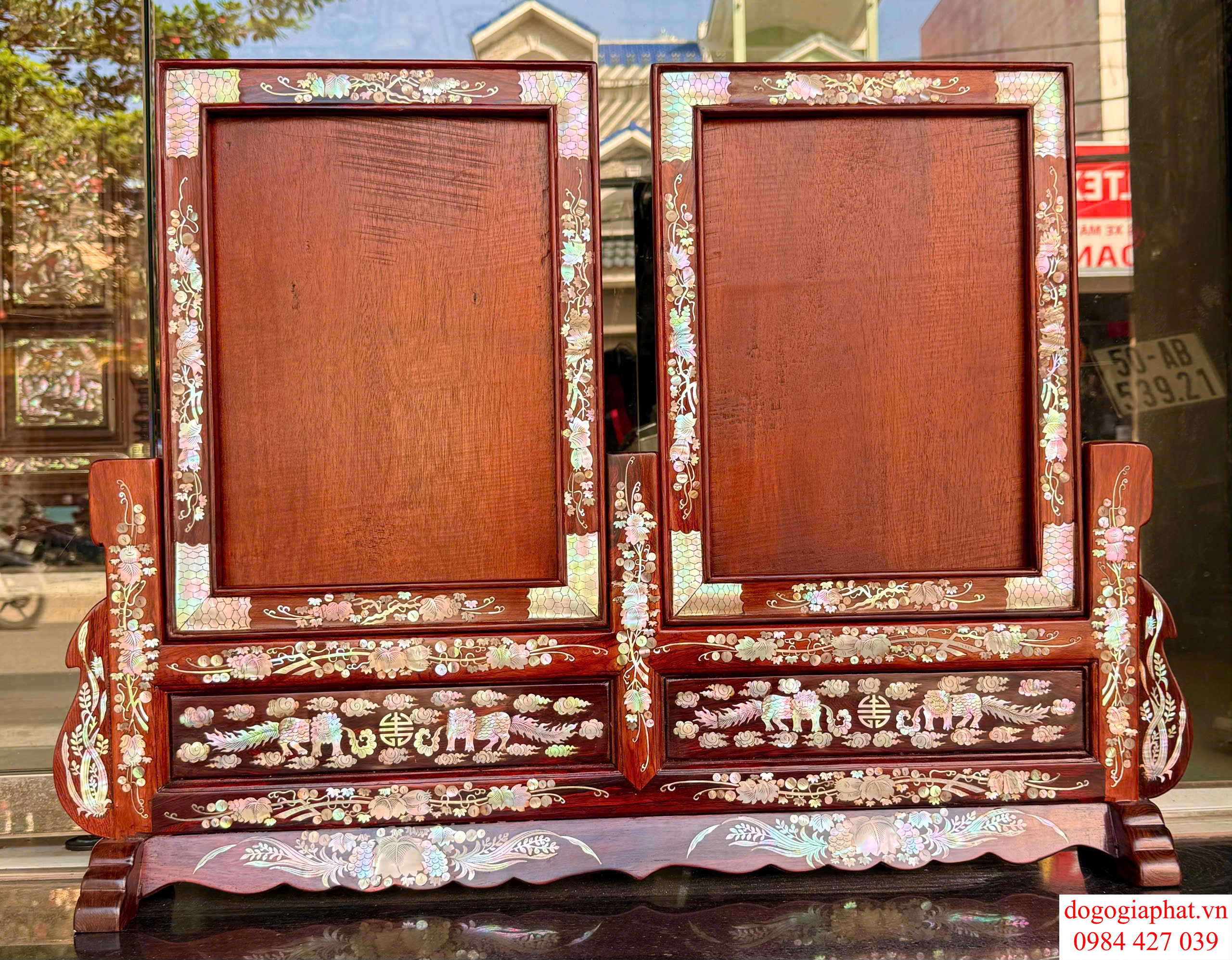 khung ảnh thờ gỗ cẩm lai