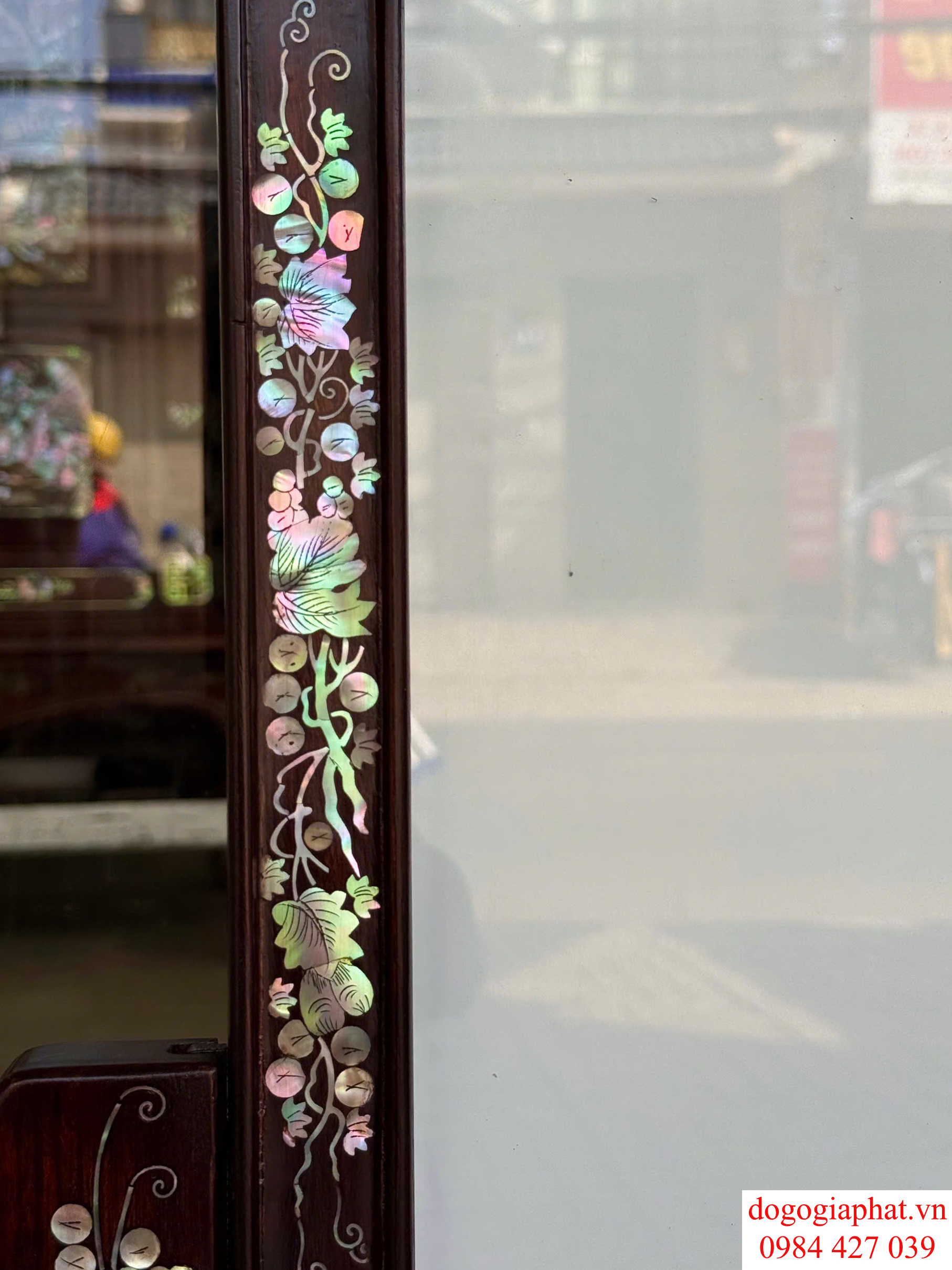khung ảnh thờ gỗ gụ cẩn ốc