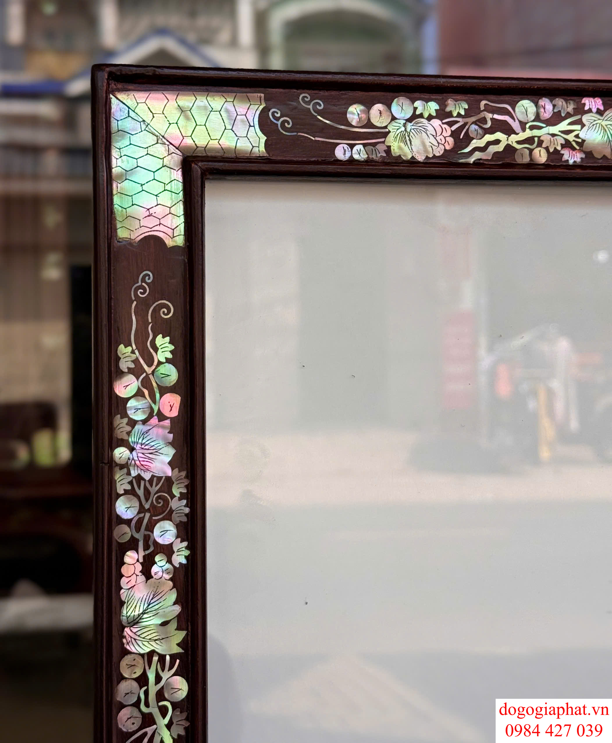 khung ảnh thờ gỗ gụ cẩn ốc