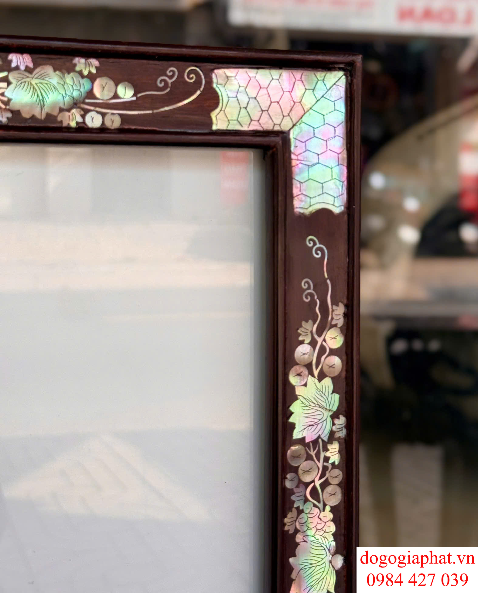 khung ảnh thờ gỗ gụ cẩn ốc