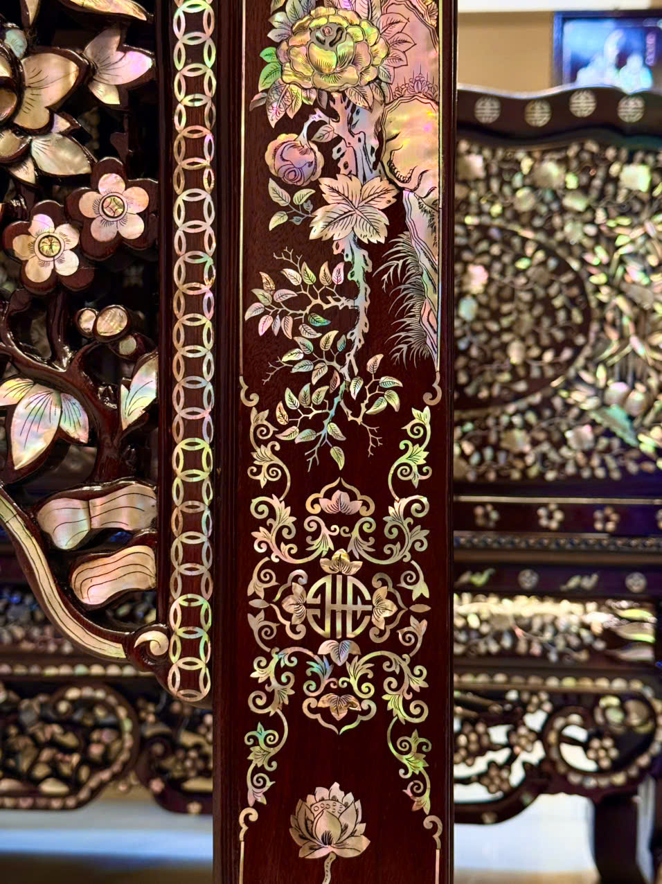 bàn thờ cẩn ốc xà cừ