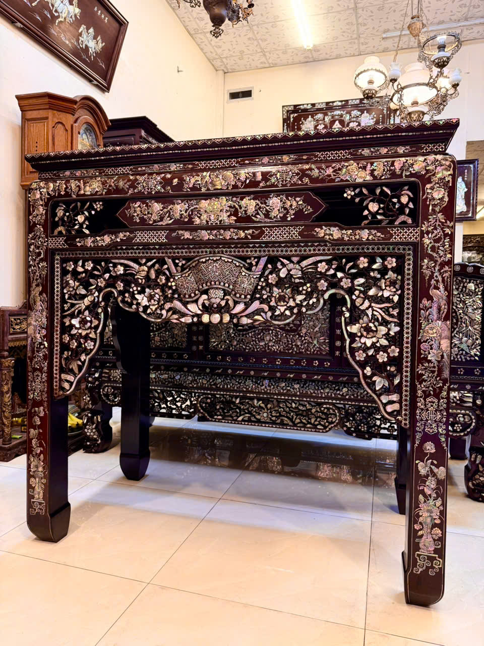 bàn thờ cẩn ốc xà cừ