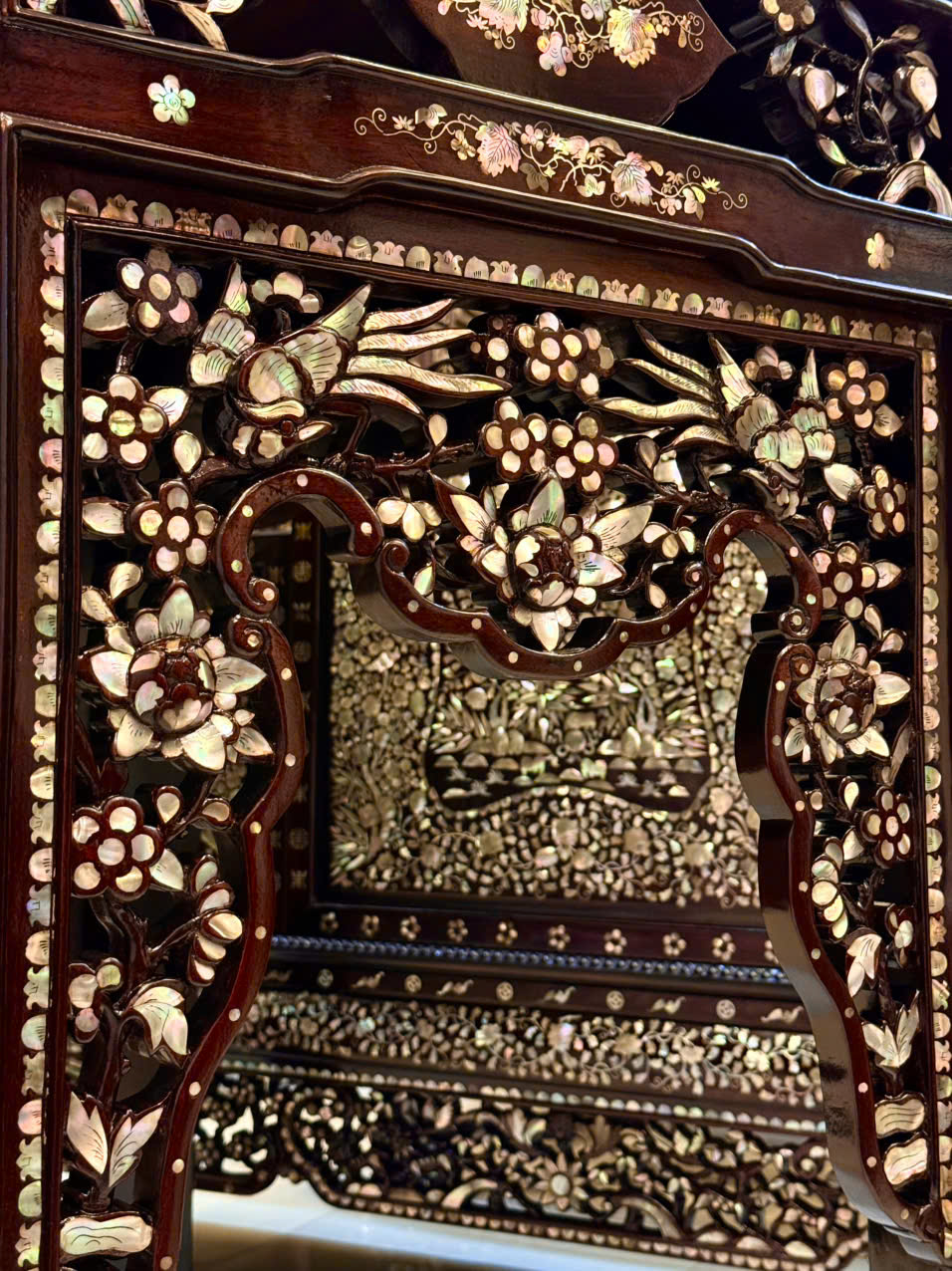 bàn thờ cẩn ốc xà cừ