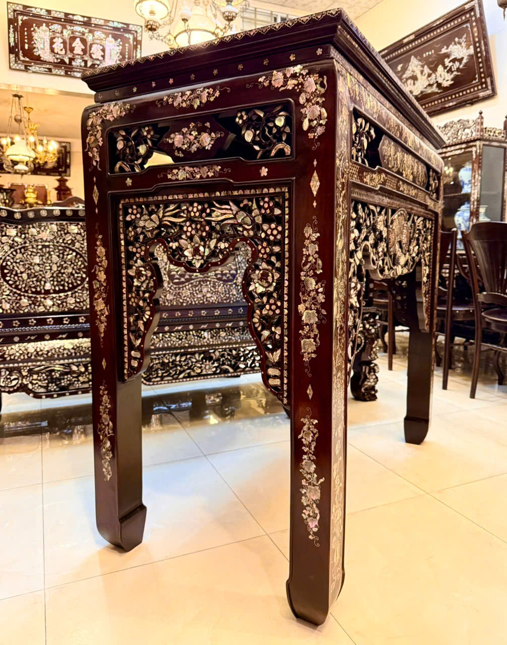 bàn thờ cẩn ốc xà cừ